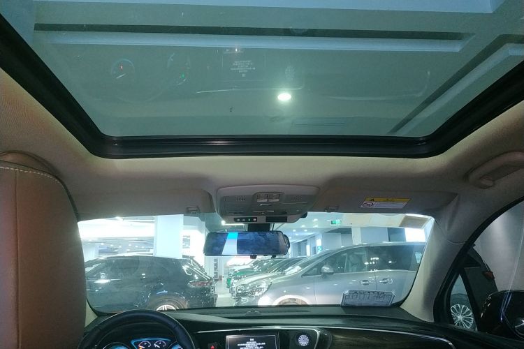 别克 昂科威 2017款 28T 四驱精英型中控内饰22