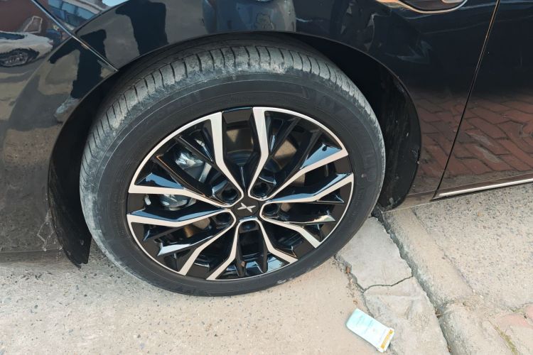 小鹏P5 2024款 500Pro版车身外观6007