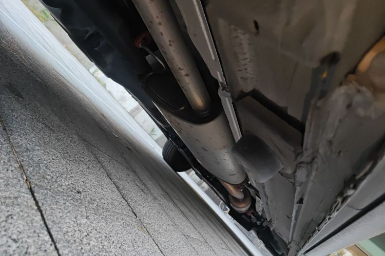 奔驰 威霆 2021款 2.0T 精英版 7座局部细节9002