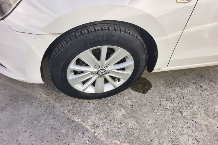 大众 捷达 2013款 1.6L 手动舒适型车身外观6007