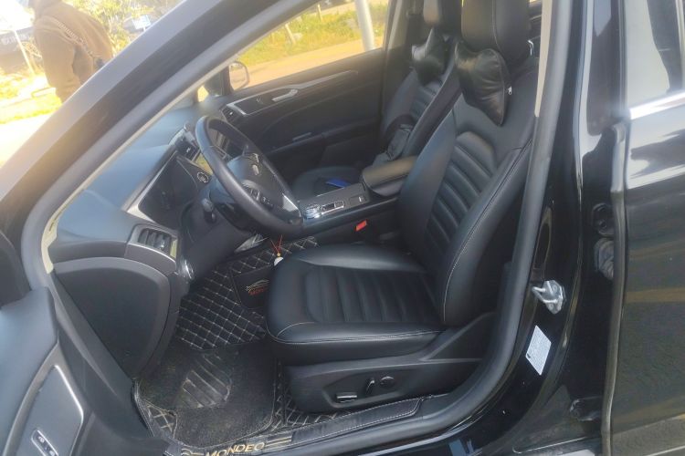 福特 蒙迪欧 2018款 EcoBoost 180 智控时尚型 国V中控内饰19