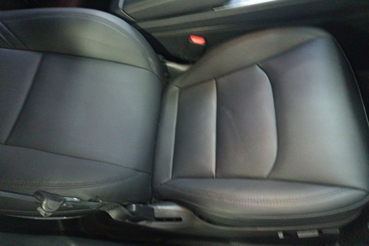 特斯拉 Model Y 2021款 Performance高性能全轮驱动版局部细节41