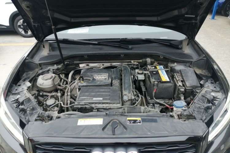 奥迪Q2L 2021款 35 TFSI 时尚动感型机舱底盘24