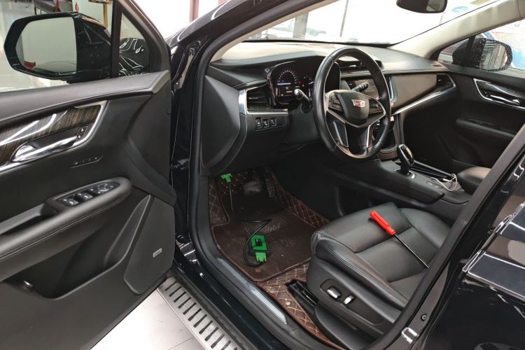 凯迪拉克XT5 2016款 25T 豪华型中控内饰7003