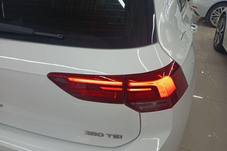 大众 高尔夫 2021款 280TSI DSG Pro车身外观9