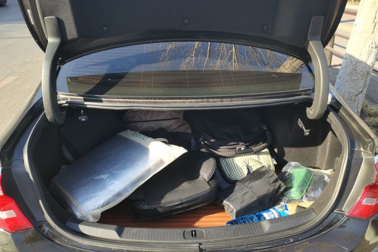 别克 君越 2018款 28T 精英型局部细节23