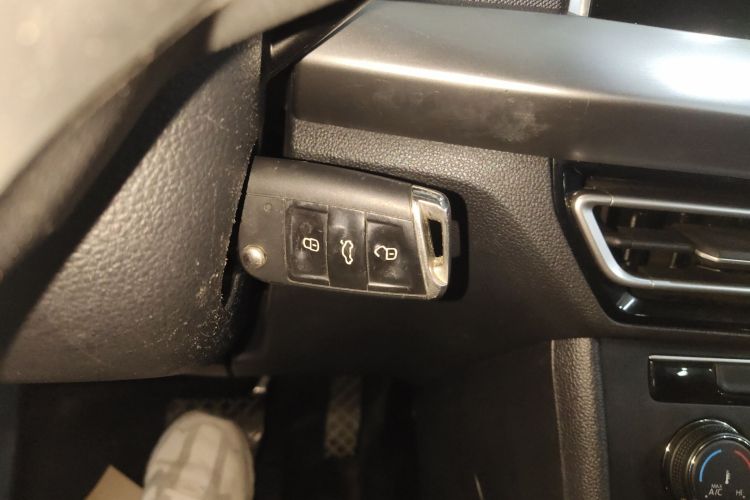 大众 朗逸 2023款 1.5L 自动得逸版中控内饰7001