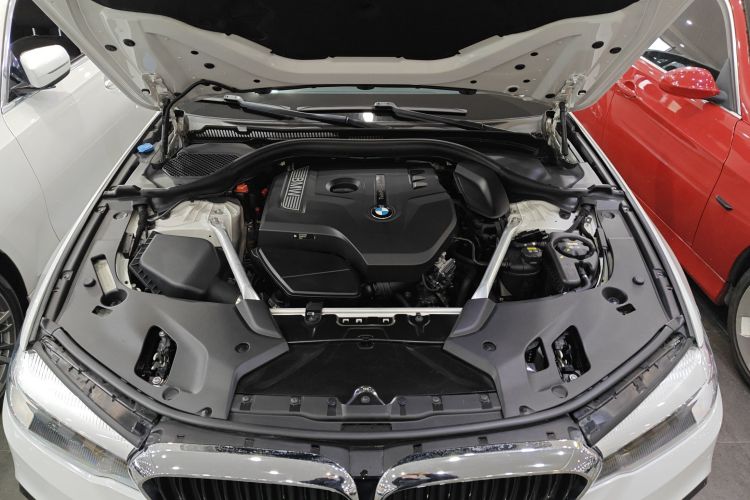 宝马5系 2019款 525Li M运动套装局部细节24