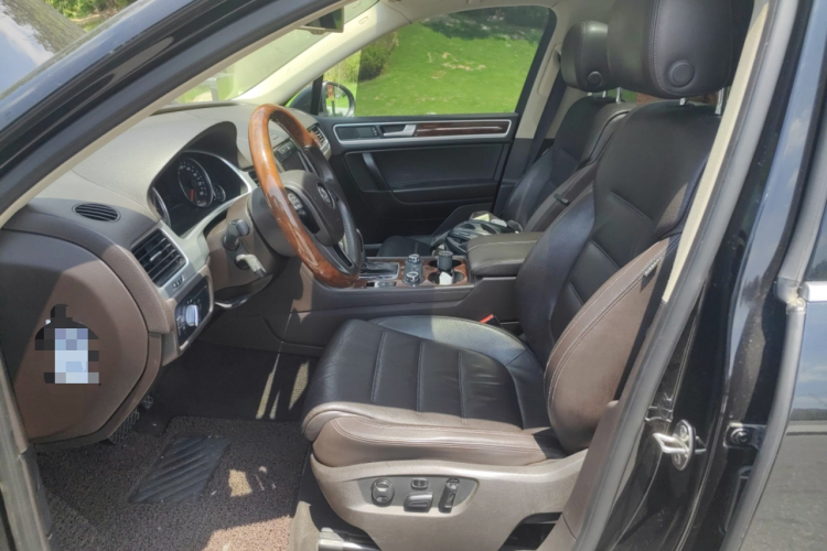 大众 途锐 2011款 3.0TSI 舒适型局部细节19