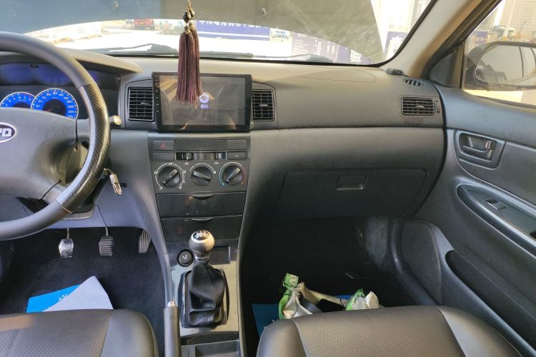 比亚迪F3 2020款 1.5L 手动经典型中控内饰16