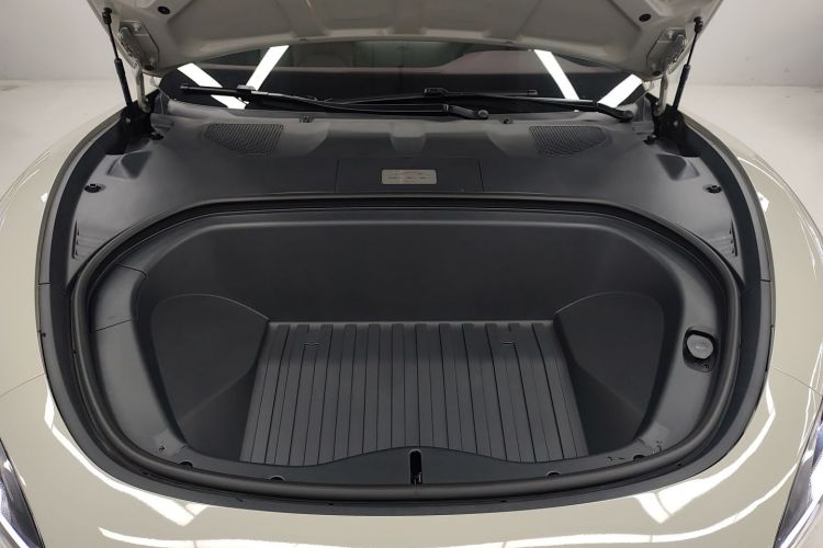 小米汽车 小米SU7 2024款 后驱长续航智驾版机舱底盘24