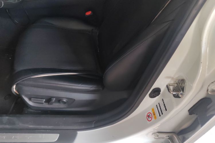 丰田 凯美瑞 2018款 2.5G 豪华版局部细节19