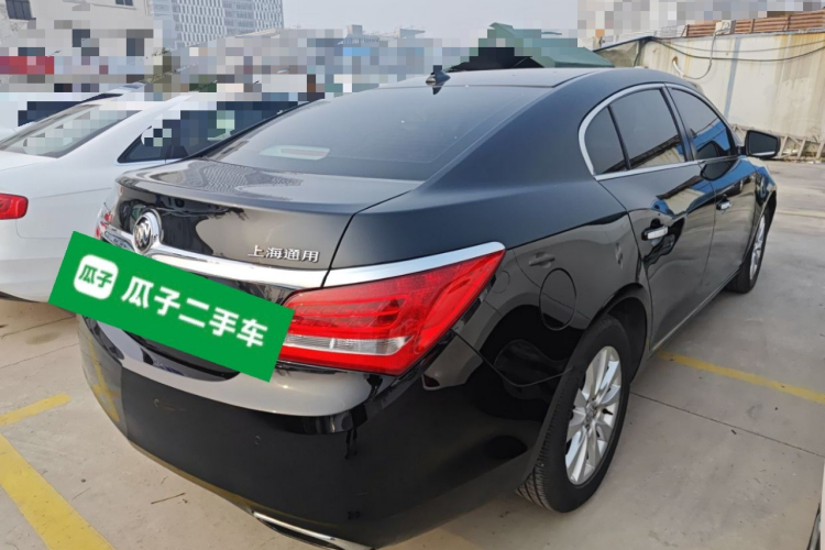 别克 君越 2013款 2.4L SIDI领先舒适型车身外观7