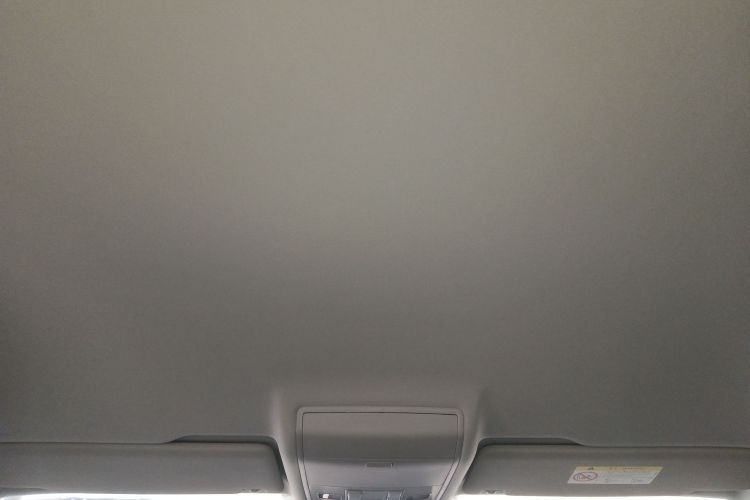 大众 2021款 途安L 280TSI DSG风尚版 7座局部细节22