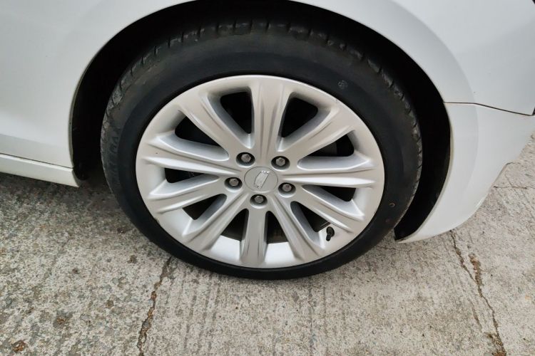 凯迪拉克ATS-L 2014款 28T 精英型车身外观10