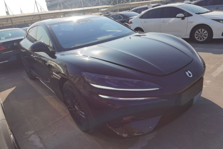 腾势Z9GT 2024款 1100四驱Ultra版车身外观6002