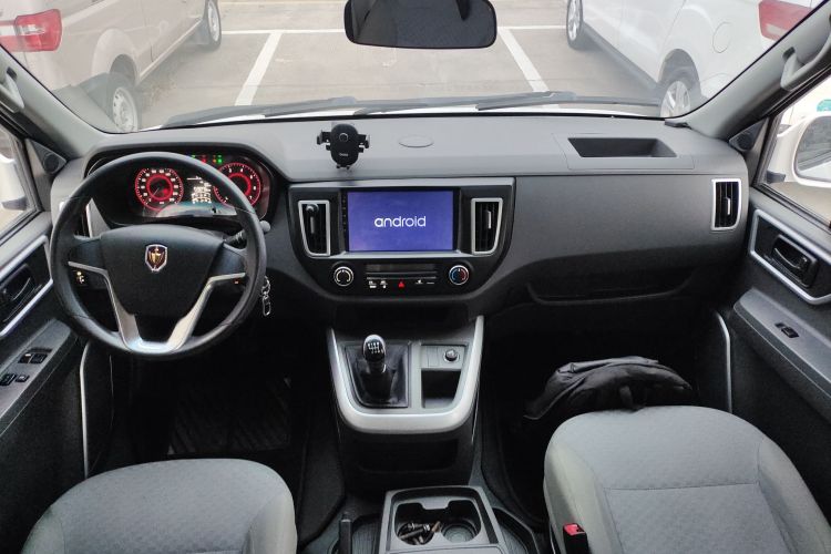 金杯海狮王 2021款 2.0L城运王系列畅运型高顶6座1TZS中控内饰12