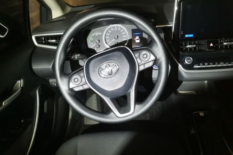 丰田 卡罗拉 2021款 双擎 1.8L E-CVT精英版中控内饰13