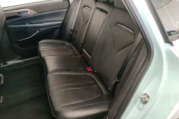 小鹏P5 2021款 550G中控内饰21