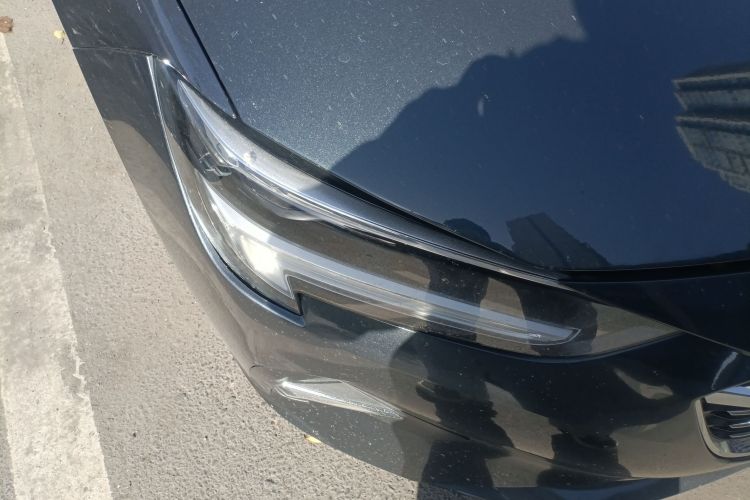 别克 君威 2021款 552T 精英型车身外观6006