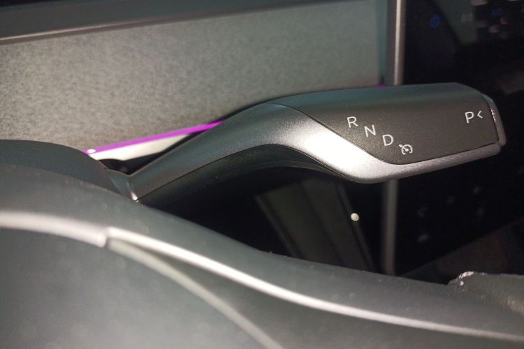 特斯拉 Model Y 2024款 长续航全轮驱动版局部细节18