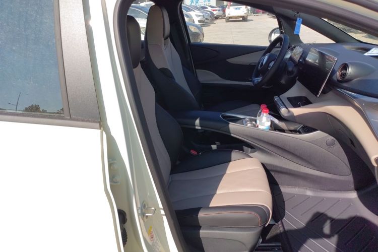 比亚迪 海豚 2025款 420km 自由版局部细节41