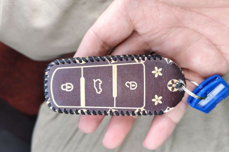 众泰T600 2016款 运动版 2.0T DCT尊享型中控内饰11