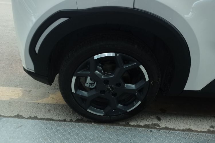 比亚迪 海鸥 2025款 305km 自由版车身外观6008