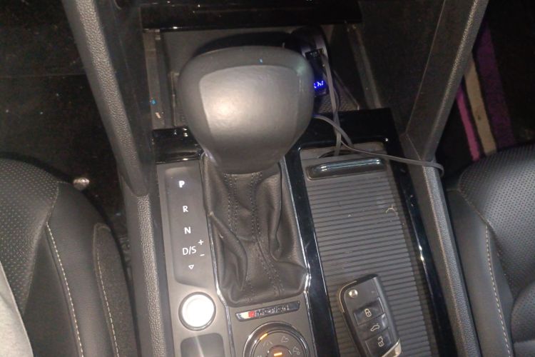 大众 途昂 2020款 380TSI 四驱豪华版 国VI中控内饰18