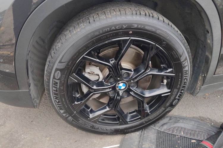 宝马X1 2021款 改款 sDrive25Li 领先型车身外观6007