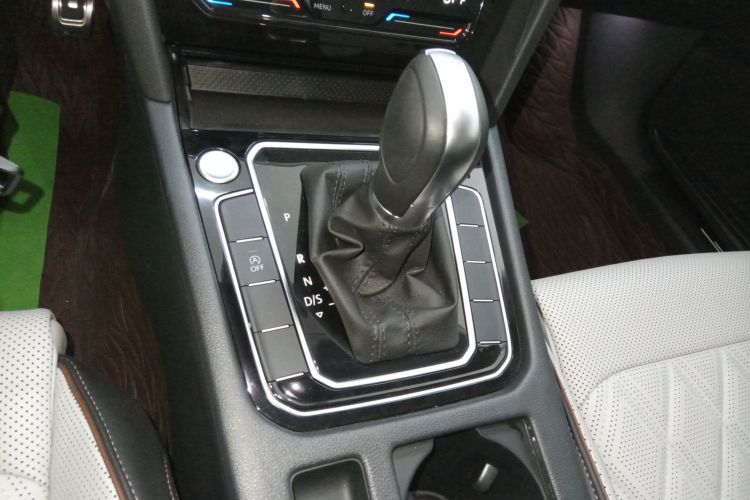 大众 迈腾 2025款 改款 众享款 330TSI DSG豪华型局部细节18