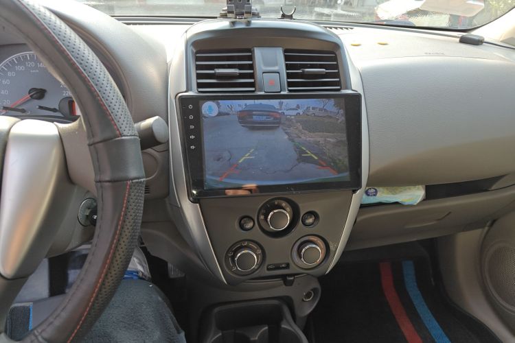 日产 阳光 2015款 1.5XE CVT舒适版中控内饰16