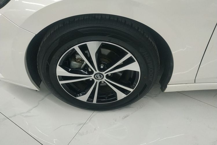 日产 轩逸 2020款 1.6L XL CVT悦享版车身外观6002