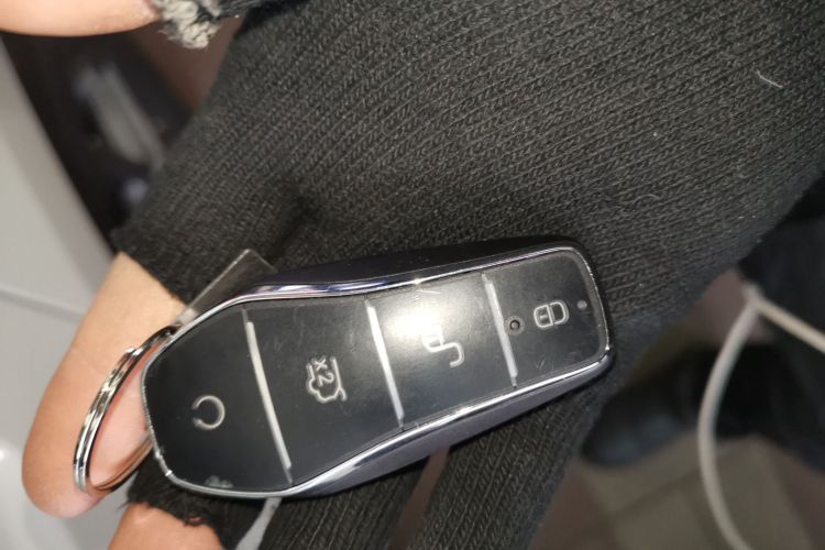 比亚迪 海豹06新能源 2025款 DM-i 智驾版 80KM豪华型中控内饰7001