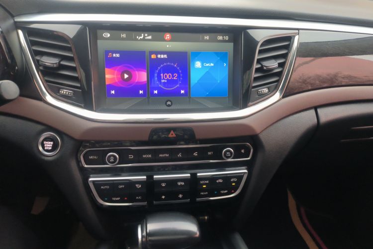 广汽传祺 传祺GS8 2017款  320T 两驱豪华版（七座）中控内饰16