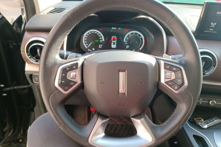 魏牌 VV6 2018款 2.0T 两驱旗舰型 国V局部细节13