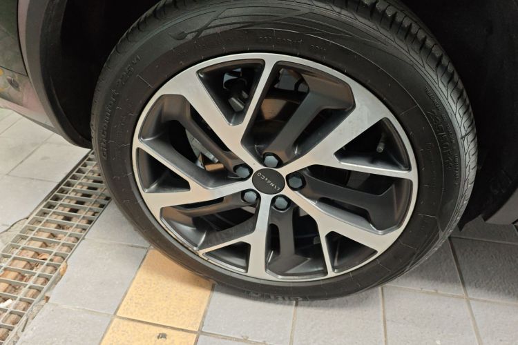 领克01 EM-P 2019款 1.5T PHEV 劲Pro 国VI车身外观6008