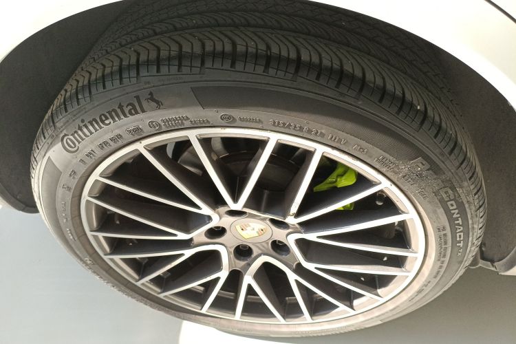 保时捷 Cayenne新能源 2023款 Cayenne E-Hybrid 2.0T车身外观6004