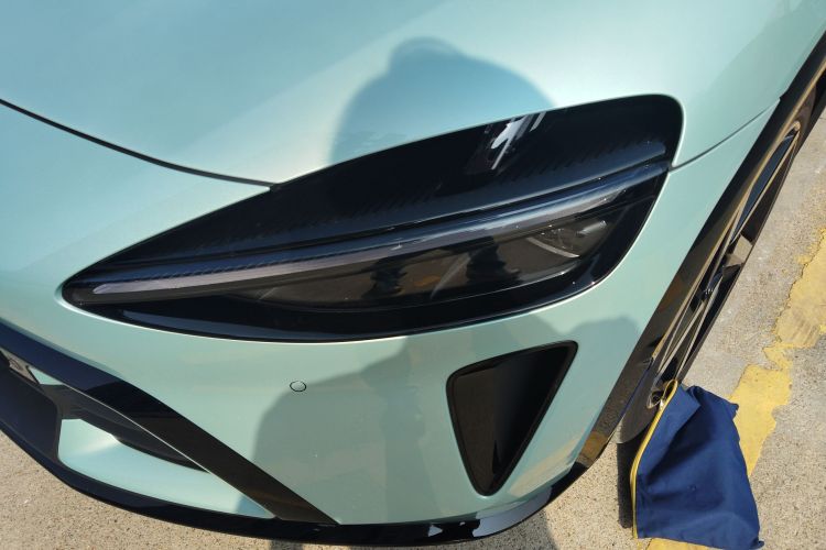 小米汽车 小米YU7 2025款 超长续航高性能四驱Max版局部细节36