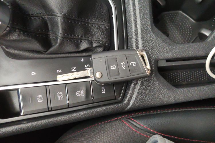 大众 朗逸 2024款 300TSI DSG星空满逸版中控内饰11