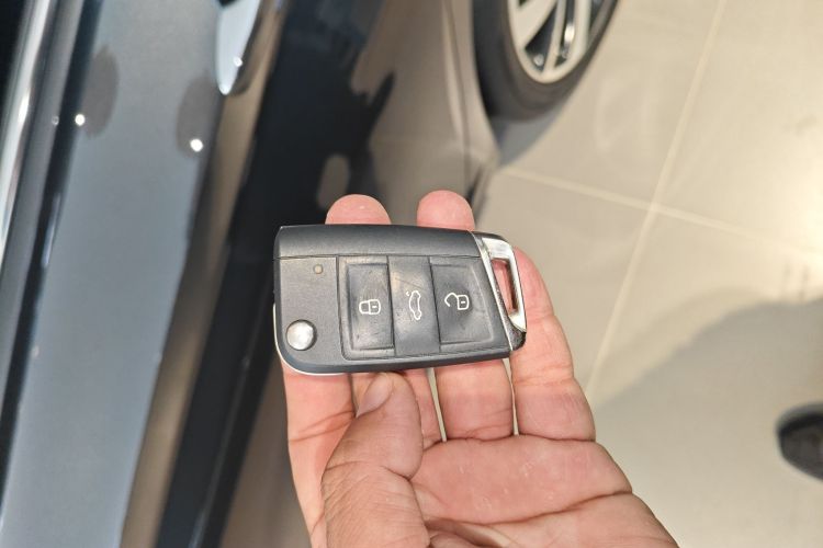 大众 速腾 2023款 300TSI DSG卓越版中控内饰11