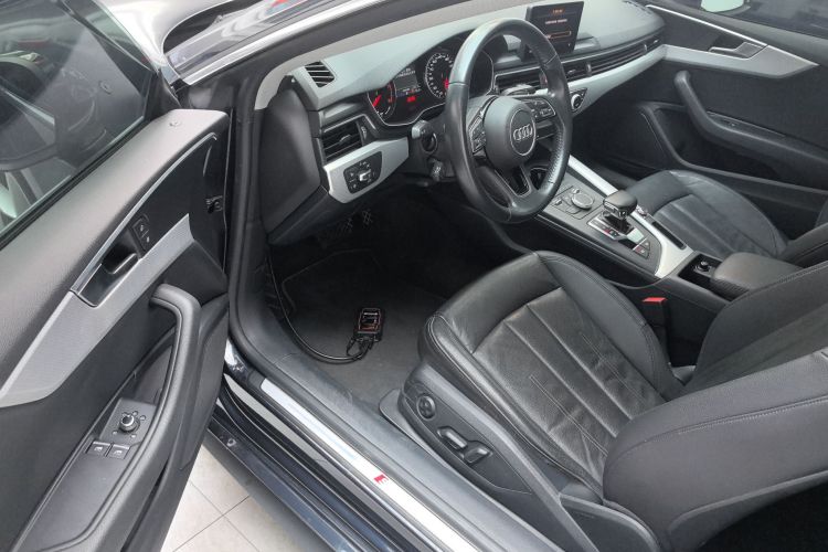 奥迪A5 2017款 Coupe 40 TFSI 时尚型中控内饰7003