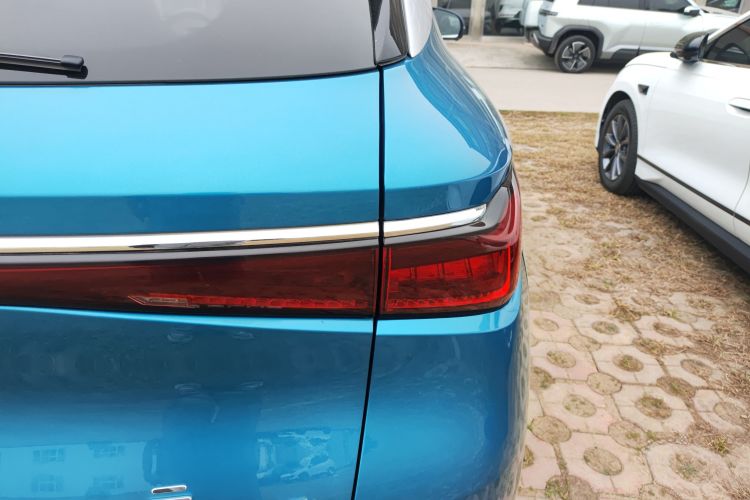 比亚迪 元PLUS 2023款 冠军版 510KM 超越型车身外观6006