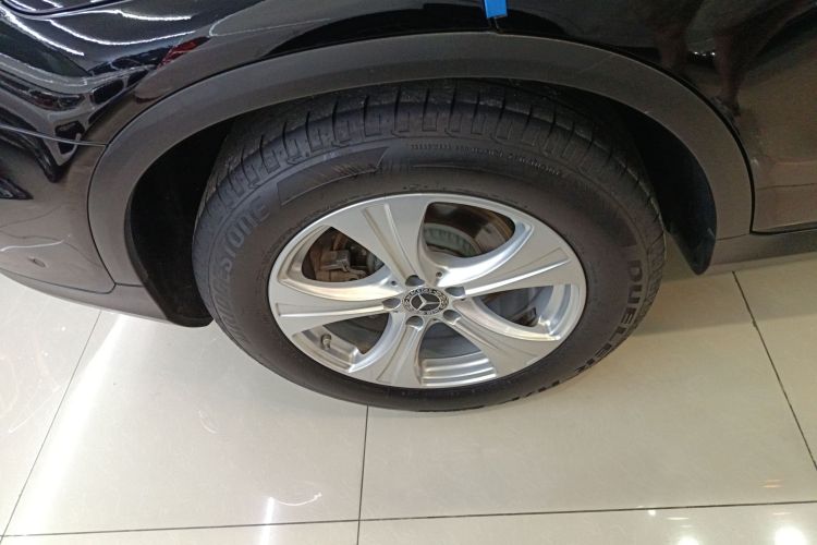 奔驰GLC 2020款 改款 GLC 260 L 4MATIC 动感型车身外观56