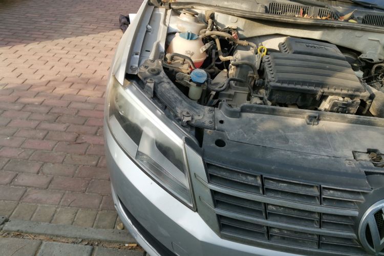 大众 朗逸 2013款 改款经典 1.6L 自动风尚版车身外观6006