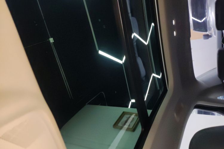 奥迪A4L 2017款 40 TFSI 时尚型中控内饰22