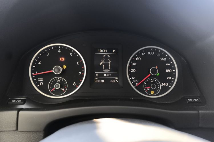 大众 途观 2015款 1.8TSI 自动两驱舒适版中控内饰14