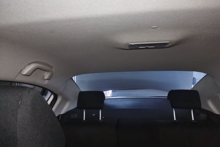 马自达2 2012款 三厢炫动 1.5L 手动时尚版中控内饰22