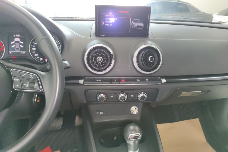 奥迪A3 2020款 Limousine 35 TFSI 时尚型 国VI中控内饰16