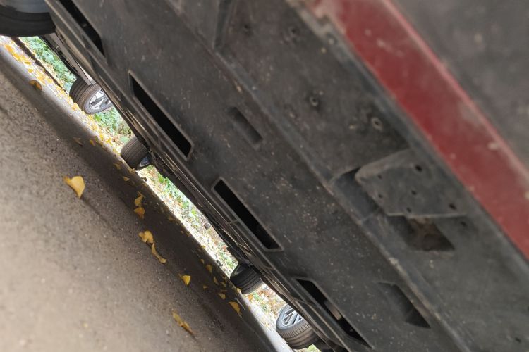 东风风神 奕炫 2021款 230T 自动追影骑士版局部细节9008